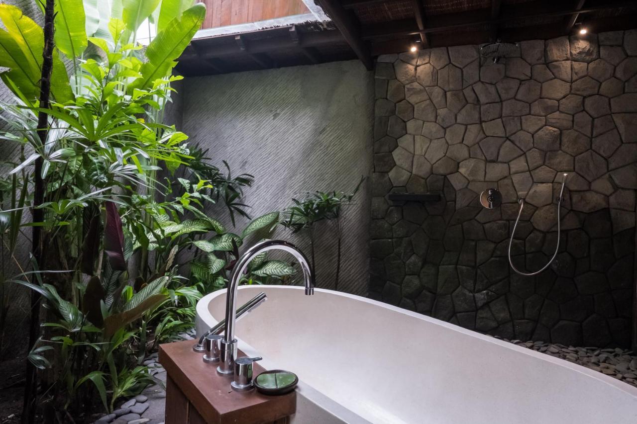 Benisari Batik Garden Cottage Ubud  Bagian luar foto
